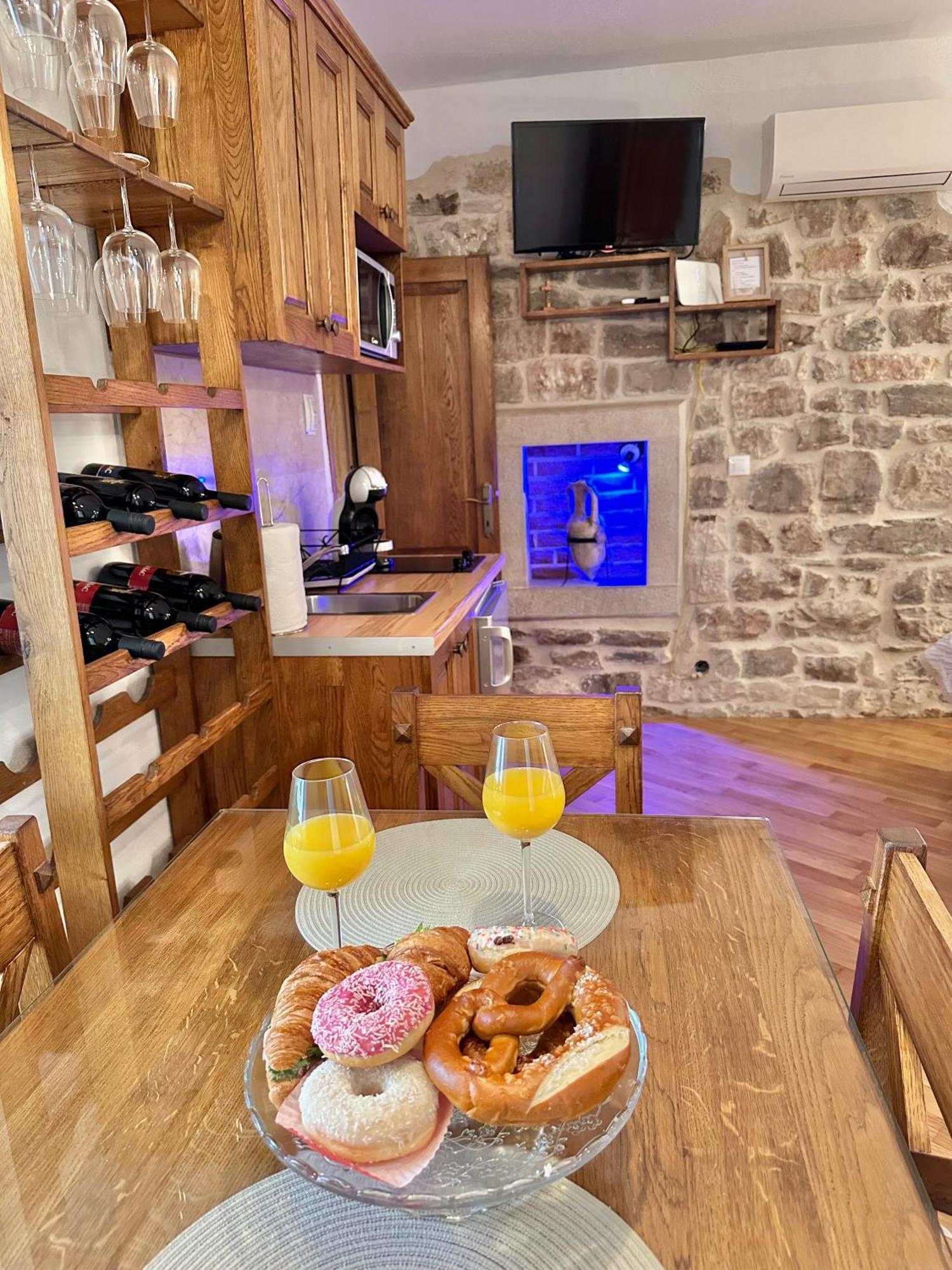 Diocletian Wine Studio Apartment II Split Eksteriør billede